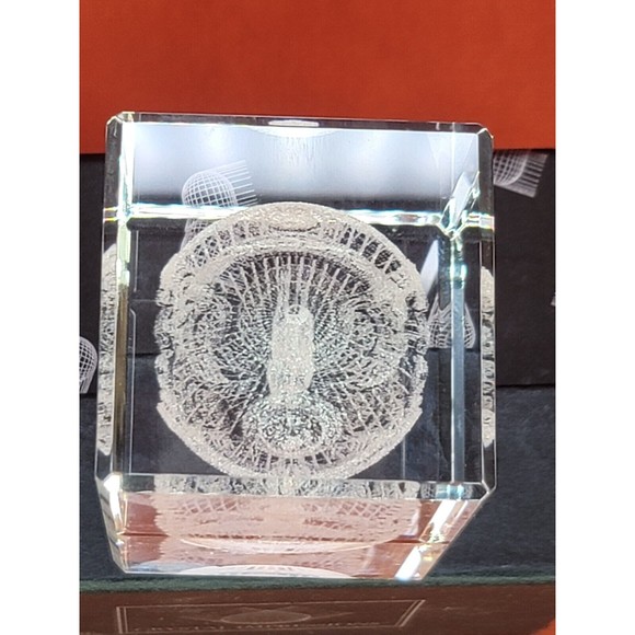 Faberge Crystal Glass Horse Inside Egg 3D Paperweight Laser Etched Israel Made - Picture 5 of 10